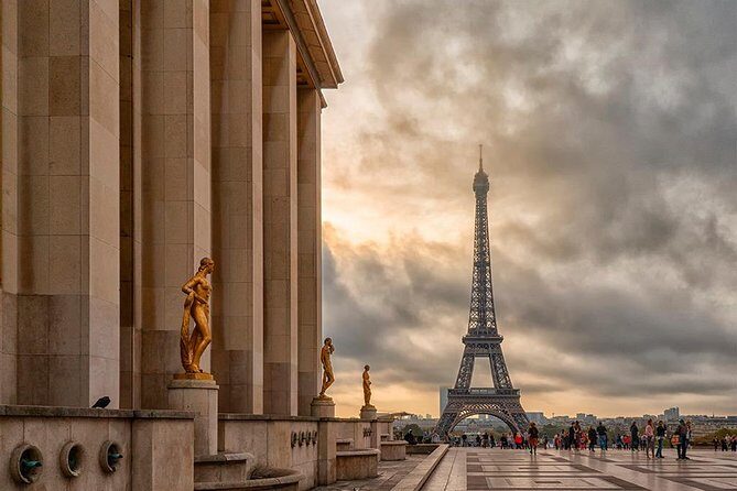 Self-Guided Audio Tour -The Eiffel Tower, Exterior - Price and value: $10 for a short, structured walk