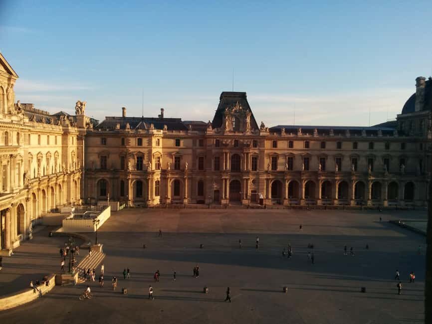 Skip-the-Line Louvre Museum Tour with Artist - Price and value: what $246 buys you here