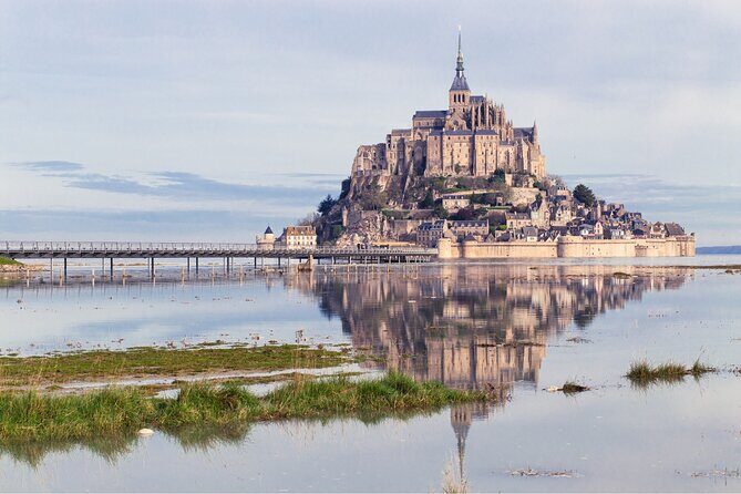 Skip-the-Line Ticket Mont-Saint-Michel Abbey Audio-Visual Tour - Timing and getting there: parking, shuttles, and avoiding a day-long headache
