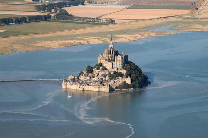 Skip-the-Line Ticket Mont-Saint-Michel Abbey Audio-Visual Tour - Picking your route: Discovery (~45 minutes) vs Exploration (~1h30) vs the kids option