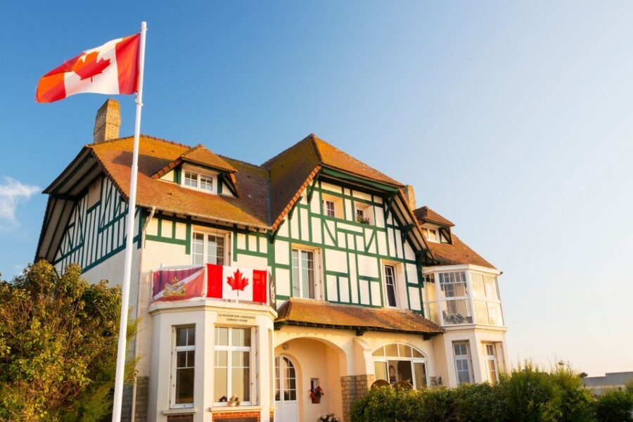 Small-Group Canadian Normandy D-Day Juno Beach from Paris - Rain or shine: what to pack for a Normandy day trip