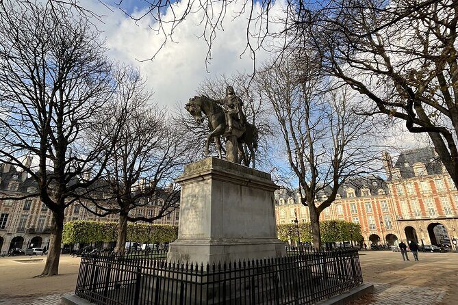 Small Group Marais/Place des Vosges Walking Tour -10 people max - Sébastien’s style: friendly facts and practical Paris recommendations
