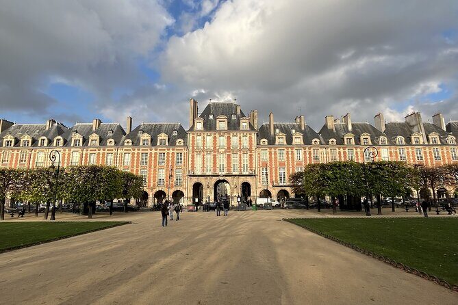 Small Group Marais/Place des Vosges Walking Tour -10 people max - Should you book this Marais and Place des Vosges tour?