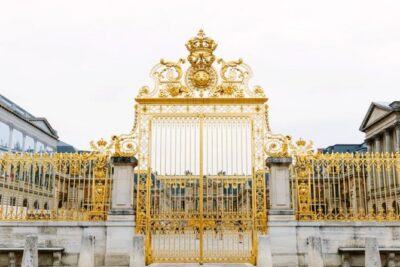 Small Group VIP Versailles Bike Tour from Paris with King's Apartments Access - Bike Time at Versailles: Helmet Rental, Moderate Fitness, and Group Control