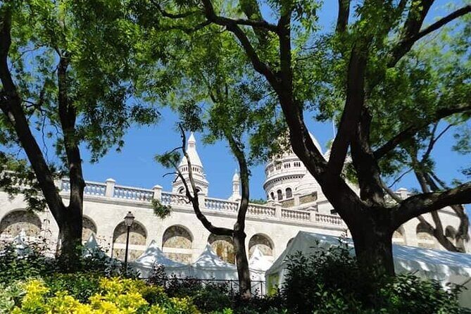 Small group visit to the Montmartre district in Italian - Where you meet and how the walk flows