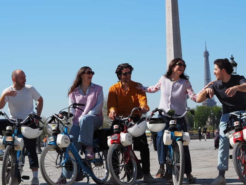 Solex Guided Tour of Chic Paris - Who this tour fits best