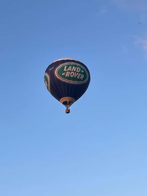 South of Paris: hot air balloon flight - Sunrise and sunset scheduling, plus wind-based routing
