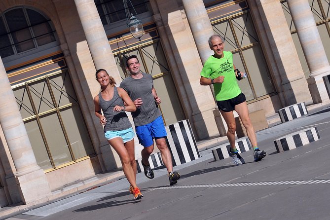 Sports, fun and educational discovery of Paris - Louvre, Tuileries, and Place de la Concorde: Culture First, Then Legs