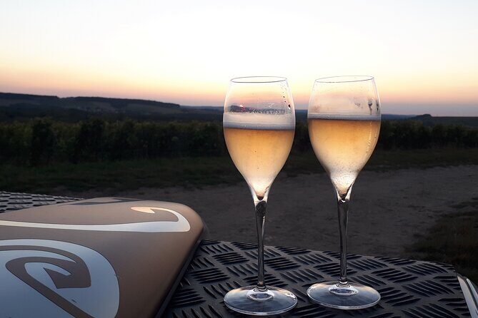 Sunset and champagne tasting in the vineyards - What I’d watch for during the walk