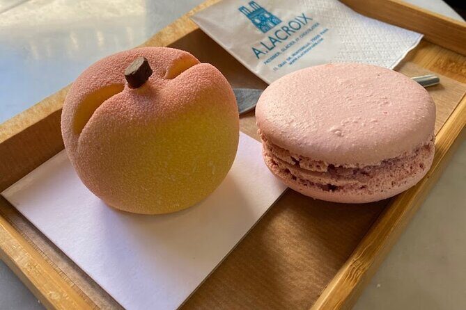 Sweet walking food tour in Paris with local guide - Stop 7: Panthéon pause, then back to eating