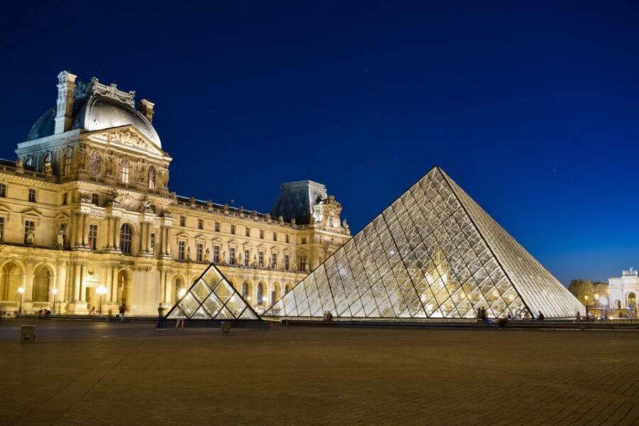 Swift Access: Mona Lisa and Louvre - The guided Mona Lisa stop (about 30 minutes)