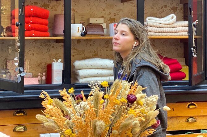 Teen Shopping and Fashion Accessories Tour in Paris - How the Guide Uses Teen Style Questions (and Why It Works)