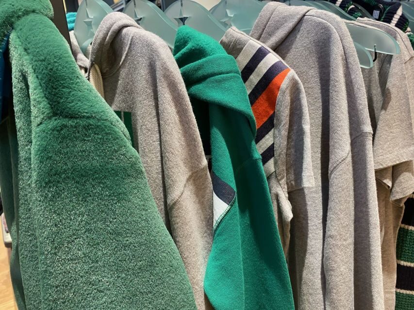 Teen Shopping Tour of Paris, 2.30 hour Walking Tour - English and Spanish Guidance: Making It Easy to Communicate