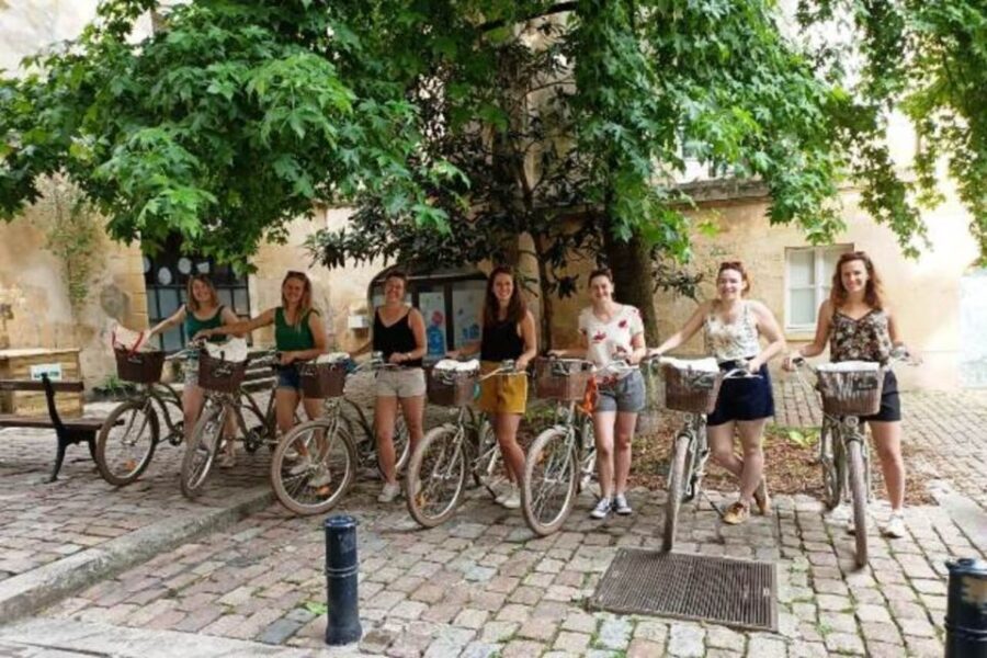 The Best of Paris by Bike with a Local - Meeting at 10 Rue de Pontoise: Bikes, Helmets, and a Quick Start