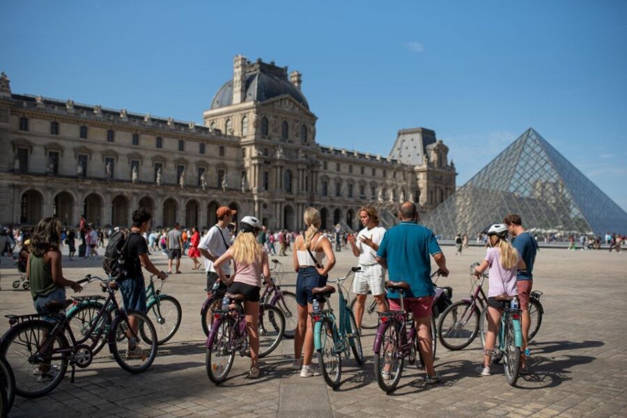 The Best of Paris: Small Group Bike Tour like a Local - What the meeting on Rue Bosquet is really for