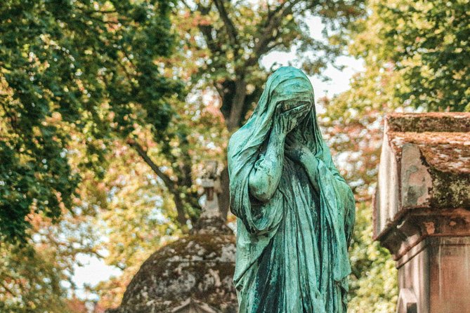 The Famous Graves of Père Lachaise - Self-Guided Audio Tour - Your Stop-by-Stop Audio Walk Through Nine Famous Sites