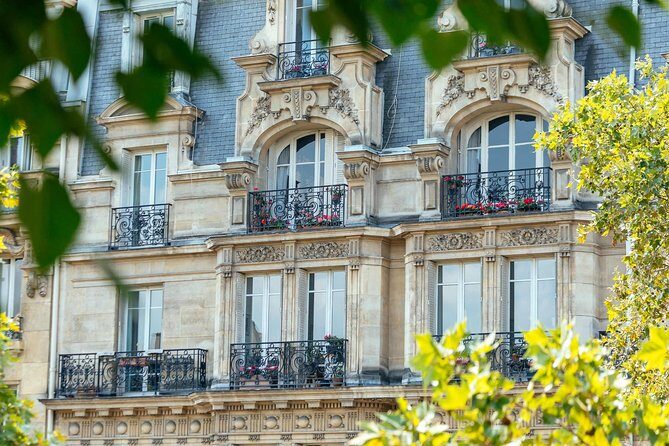 The History of Paris: Historical Le Marais Private Tour - Stop 1: Place des Vosges and the Victor Hugo connection