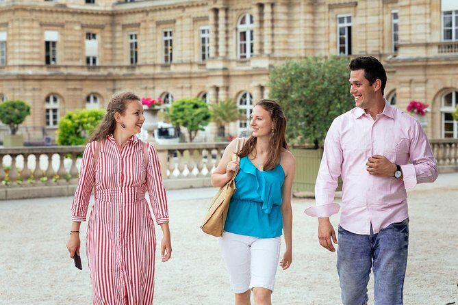 The History of Paris: Historical Le Marais Private Tour - From Rue de Rivoli to Pont Marie: the route’s practical flow