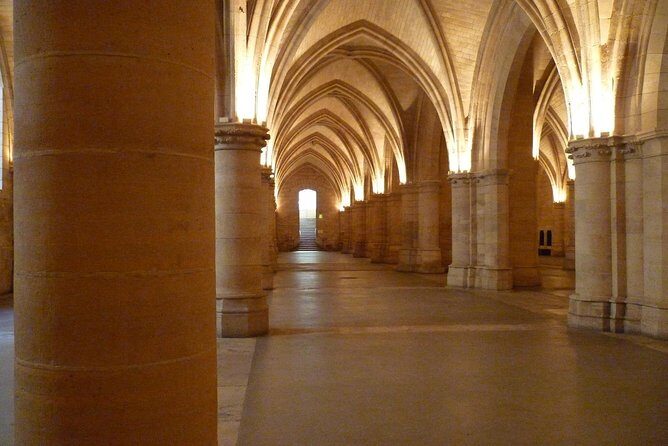 The Medieval Heart of Paris - History Walk (Small Group Tour) - Why Île de la Cité and Île Saint-Louis work so well in 2 to 2.5 hours