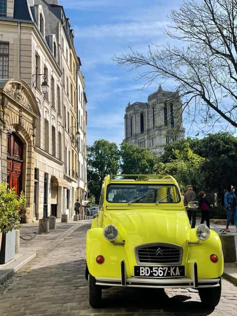 The Paris "Rive Gauche" tour in a vintage Citroën 2CV - Why a vintage 2CV makes the Rive Gauche feel like a film set
