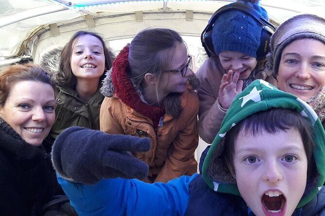 The Super Fun Family Tour - Start at Hôtel de Crillon: Easy Paris Meeting Point