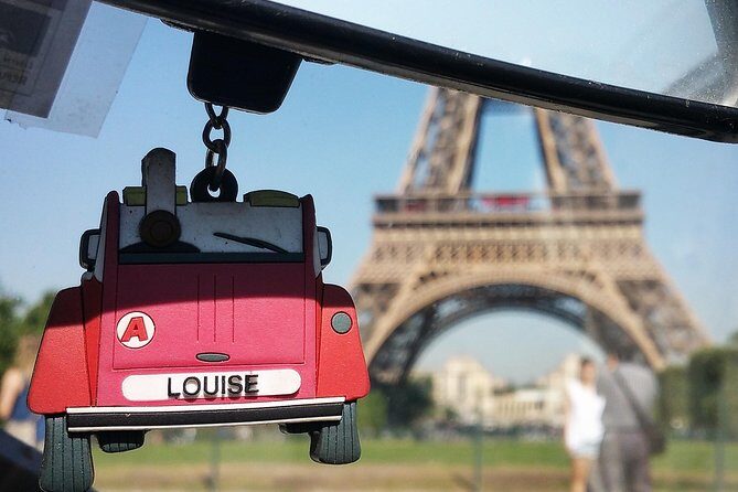 Tour in a vintage car with a Parisian - Comfort details that make or break the day