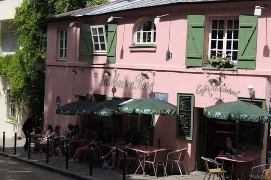 Tour in Italian of the Montmartre district with local guide - Montmartre in Italian: what this tour is really good at