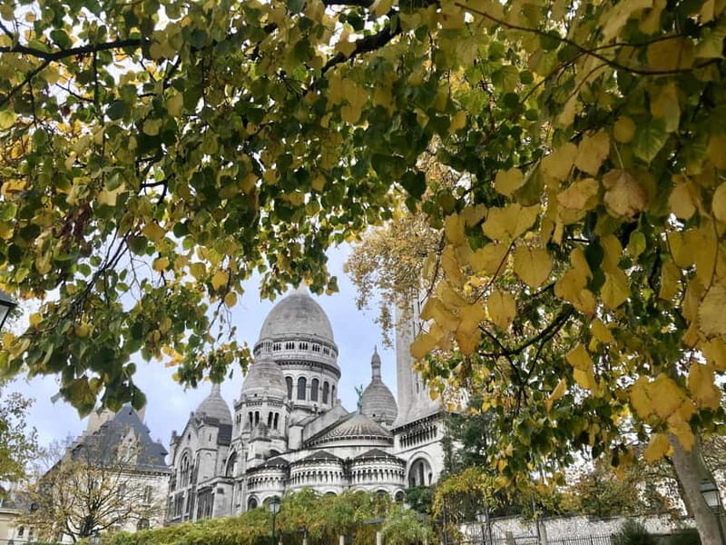 Tour in Italian of the Montmartre district with local guide - Wall of Love: the story behind the selfie