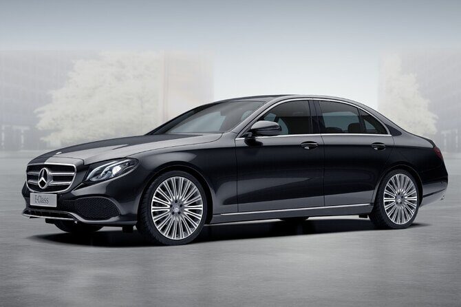 Transfer from Orly/CDG/LBG Airport to Paris (E-Class 2pax) - Price and value: what $152.60 means for two