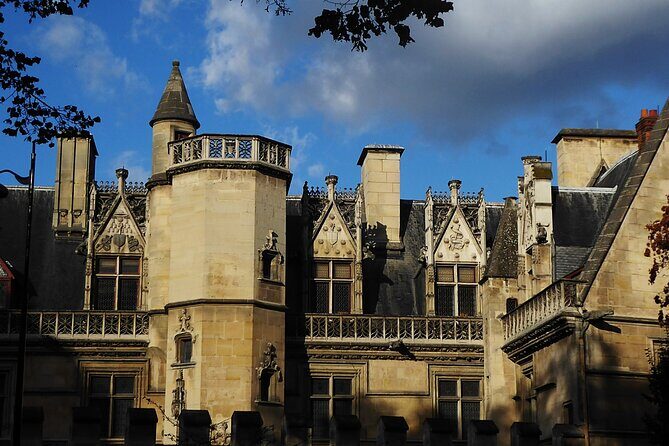 Treasure Hunt in Paris – From the Panthéon to the Louvre - Latin Quarter and Cluny Museum: solving riddles on narrow streets