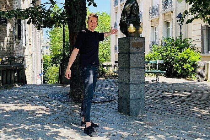 Unique Montmartre photo tour with VOGUE photographer - Who This Tour Fits Best