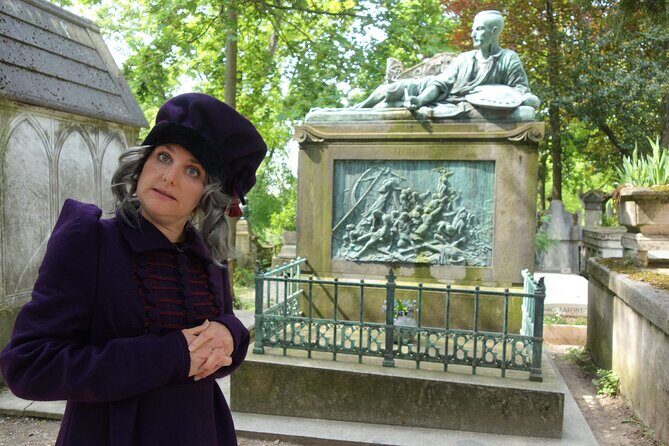 Unusual 2-hour guided tour of the Père Lachaise cemetery - Who Marie Anne Lenormand Is—and Why the Story Approach Works