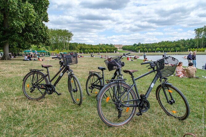 Versailles: Bike Rental, Different Sizes - Why a Versailles Bike Rental Makes Sense in the First Place