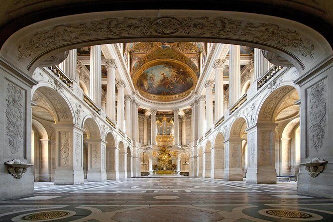 Versailles Castle Private Guided Day Tour from Paris (van &guide) - A private Versailles day from Paris actually saves your energy