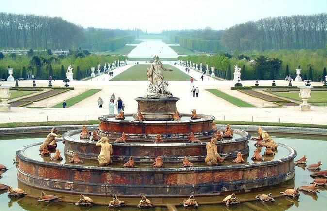 Versailles Domain Small-Group Guided Tour from Paris - Quick hits before you go