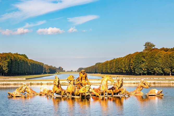 Versailles Domain Small-Group Guided Tour from Paris - Gardens and fountain stops: what you’ll see in about an hour
