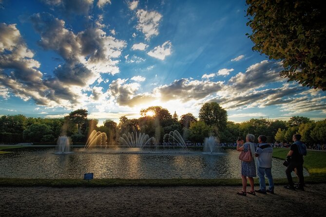 Versailles: Full Day Tour & Shuttle from Paris - From Paris to Versailles: the coach ride and meet points
