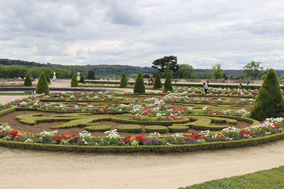 Versailles: Garden Private Guided Tour & Palace Entry Ticket - FAQ