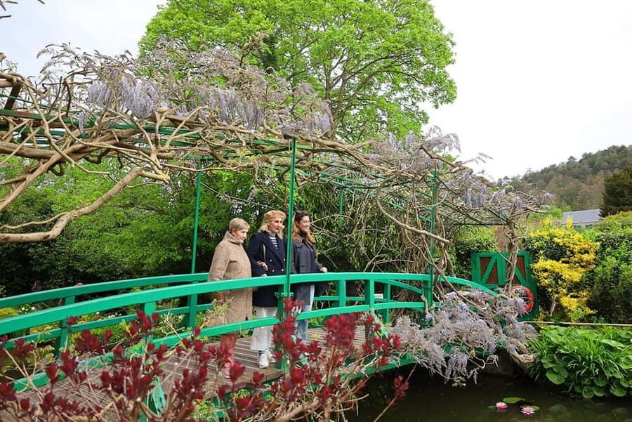 Versailles & Giverny from Paris PRIVATE TOUR with PHOTOSHOOT - Key things to know before you go
