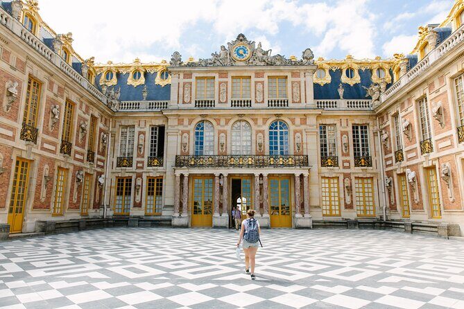 Versailles Half Day eBike - Cycling the Grand Canal through the Versailles grounds