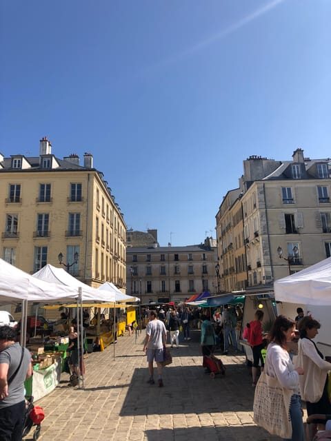 Versailles: Local & small-group Farmers' Market Food Tour - Versailles food outside the palace bubble