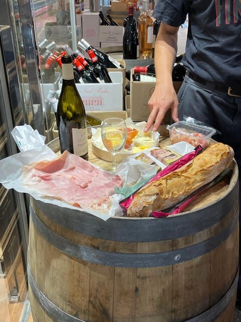 Versailles: Local & small-group Farmers' Market Food Tour - Price and value for a 2.5-hour food crawl