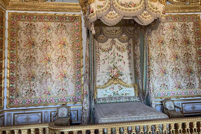 Versailles Palace and Giverny Private Guided Tour from Paris - The Drive to Giverny: French Countryside Time With Real Commentary