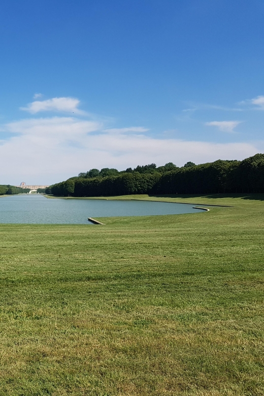 Versailles Palace: Guided Segway Tour in the Park - Palace of Versailles views: what you see (and what you don’t)