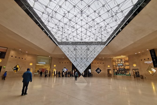Versailles Palace & Louvre Museum Private Day Tour from Paris - A Private Versailles–Louvre Day: How the 8 Hours Really Feel