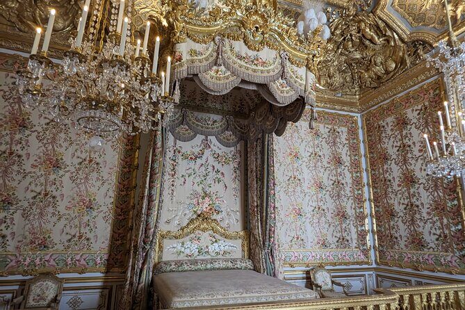 Versailles Palace Private Tour from Paris/skip-the-line ticket - Marie-Antoinette’s Bedroom: A Focused Court Story