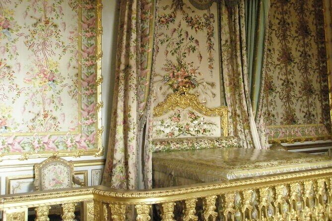Versailles Private Guided Tour - Reserved Entry Included - What’s included, what’s not, and the small friction points