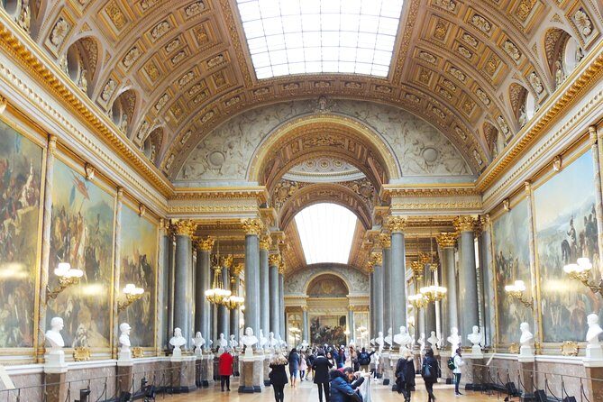 Versailles Private Half Day Guided Tour with Access from Paris - Private guide energy: why your experience feels different