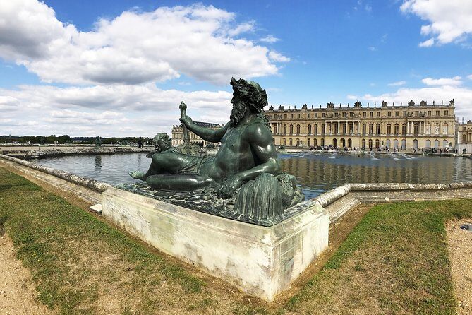 Versailles Private Half Day Guided Tour with Access from Paris - Transport and comfort details that add up