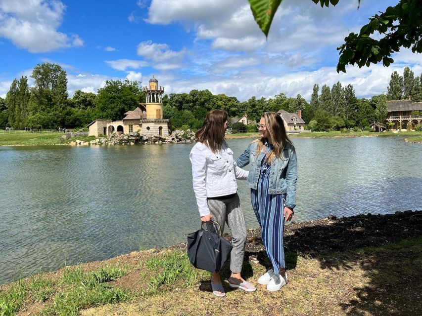 Versailles: Skip-The-Line Chateau and Estate Sidecar Tour - Versailles’ food market and choosing a picnic lunch by the Grand Canal